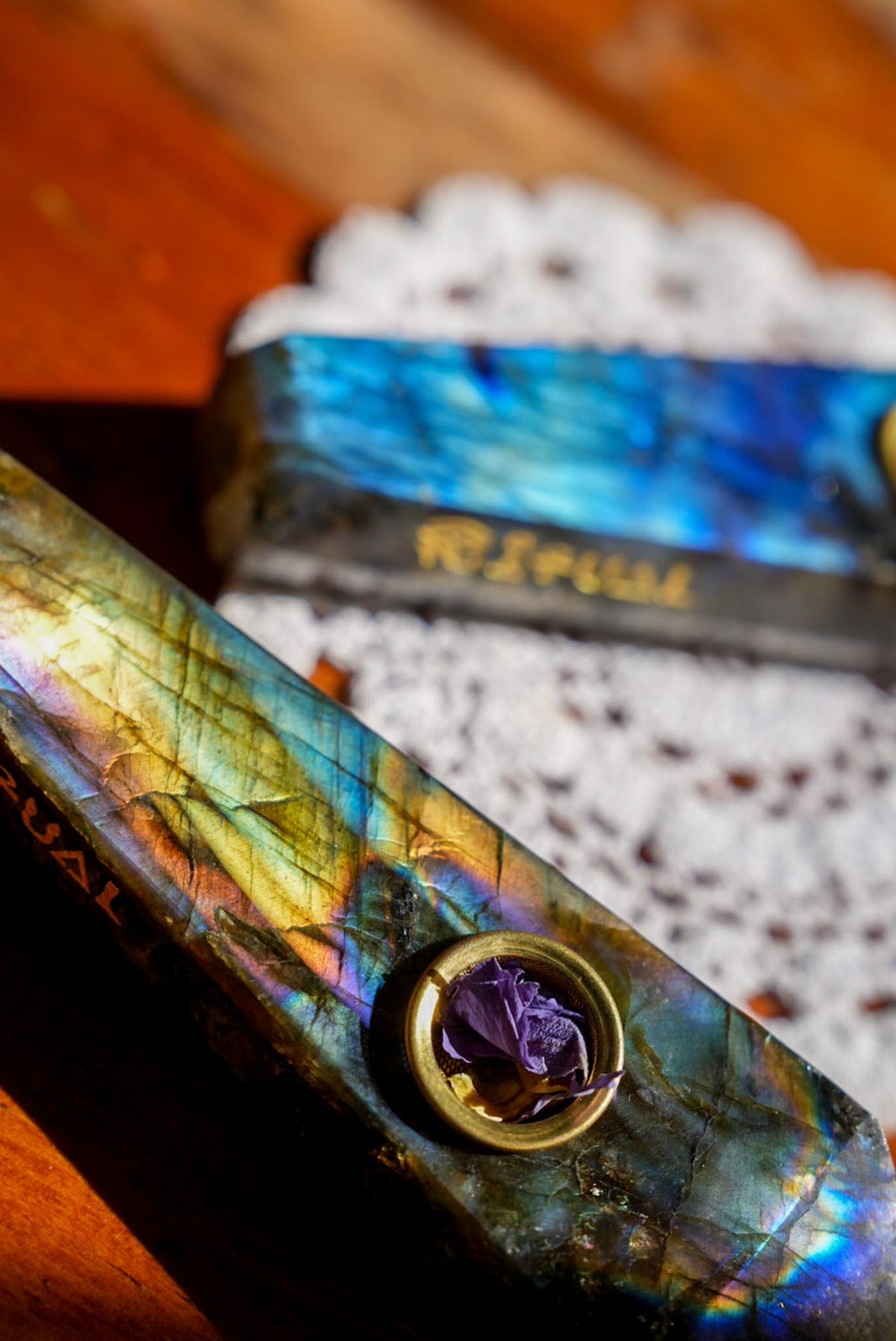 Labradorite Magic Pipe + FREE Dried Blue Lotus